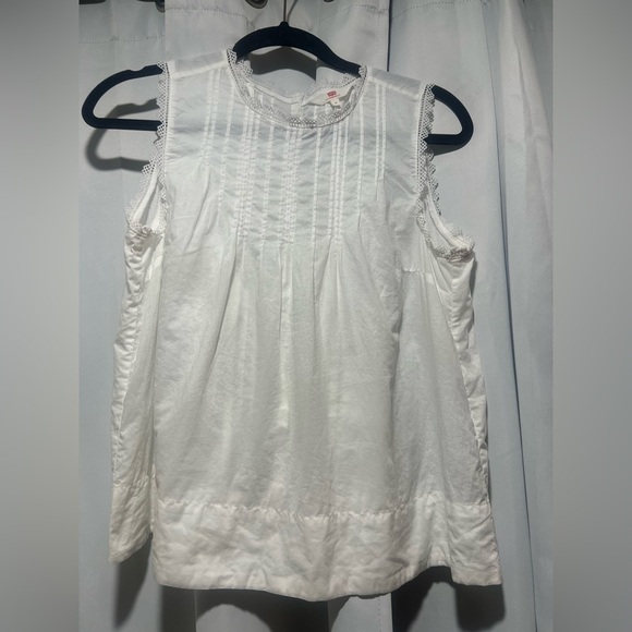 Levi’s White Pleated Bib Sleeveless Blouse Lace Trim Size M - Picture 3 of 6